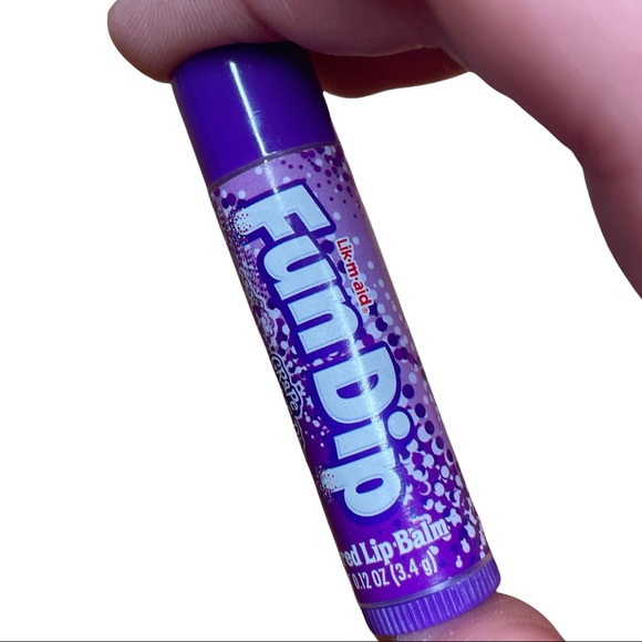 Cosmetic Bundle - Picture 3 of 4